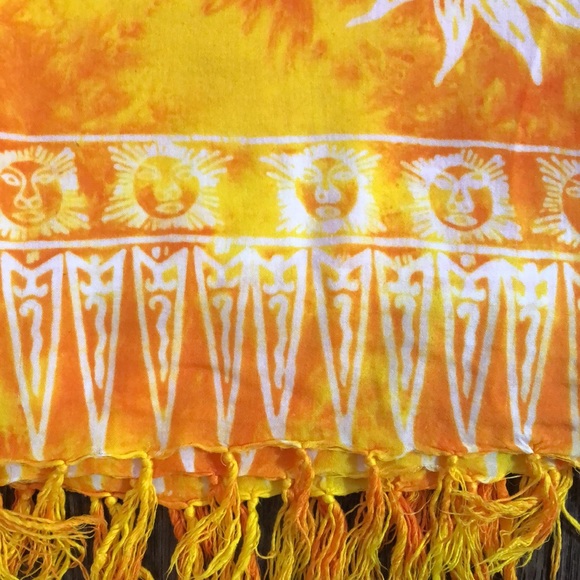 Vintage Sun Beach Sarong - Picture 9 of 12